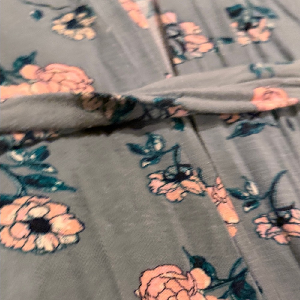 Latched Mama Robe - Picture 6 of 8